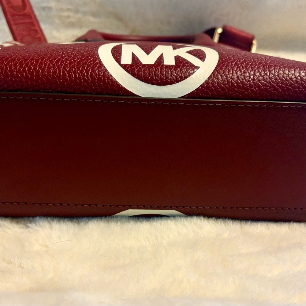 Michael Kors Burgundy and White Crossbody Tote - Picture 5 of 7